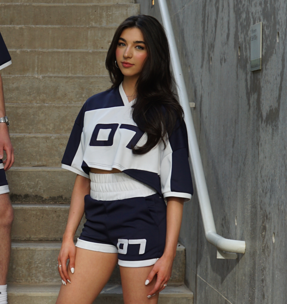 07' Cropped Jersey Crewneck - Size M